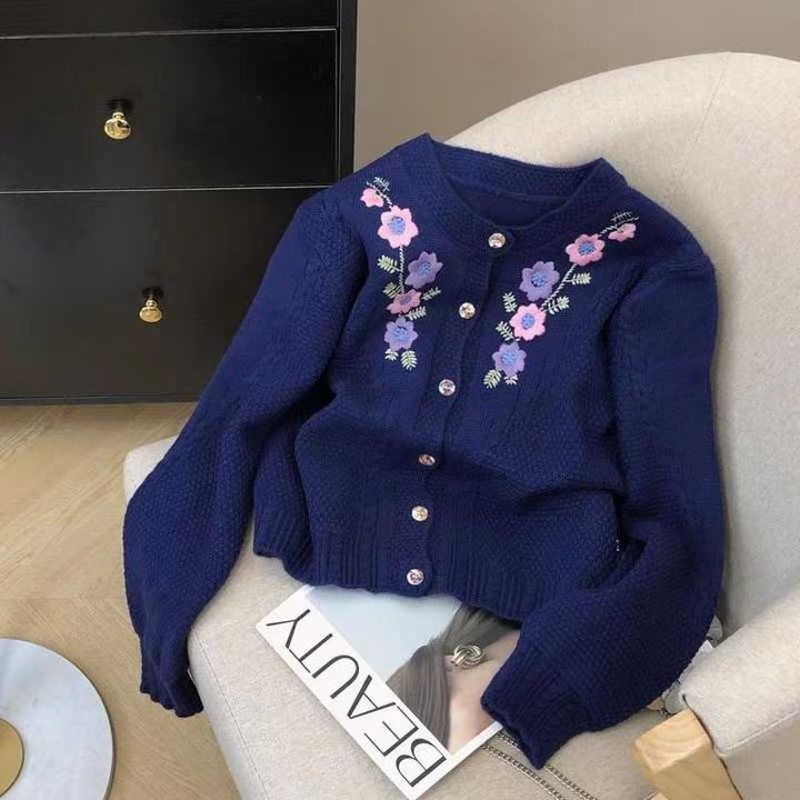 2025秋季新款时尚花朵刺绣针织毛衣开衫百搭法式小香风长袖外套女