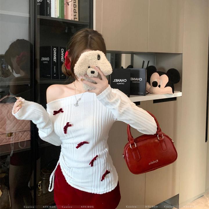 纯欲风格丝绒蝴蝶结 露肩一字领打底衫女秋冬收腰显瘦长袖套装