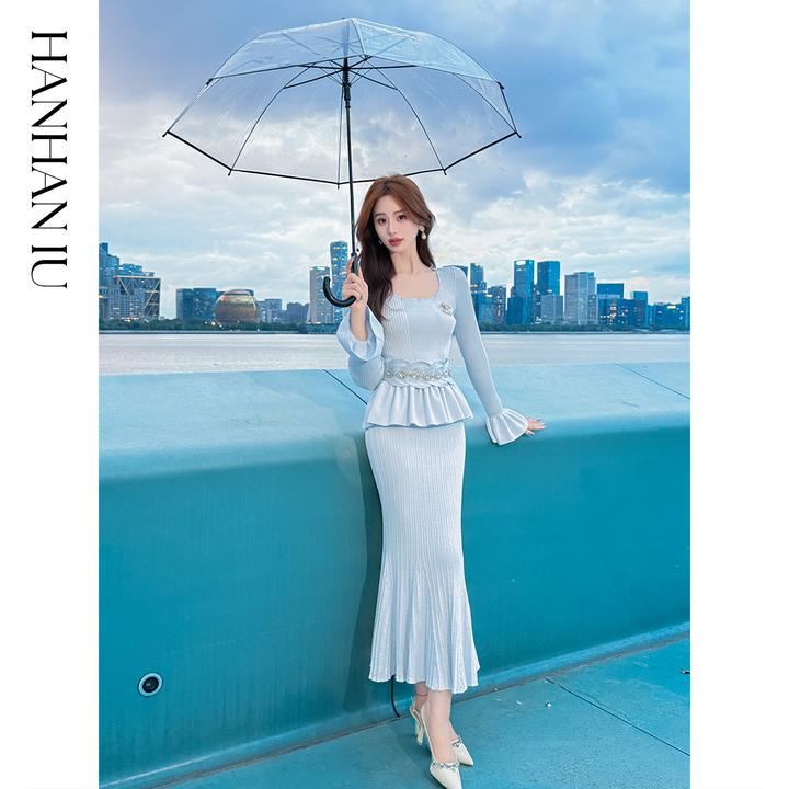 韩韩IU【冰岛绮梦】精致优雅大圆领秋冬收腰上衣&鱼尾半裙套装&腰带