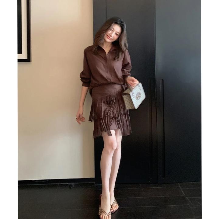 2025早秋新款时髦复古洋气套装女宽松气质咖色衬衫流苏半裙两件套