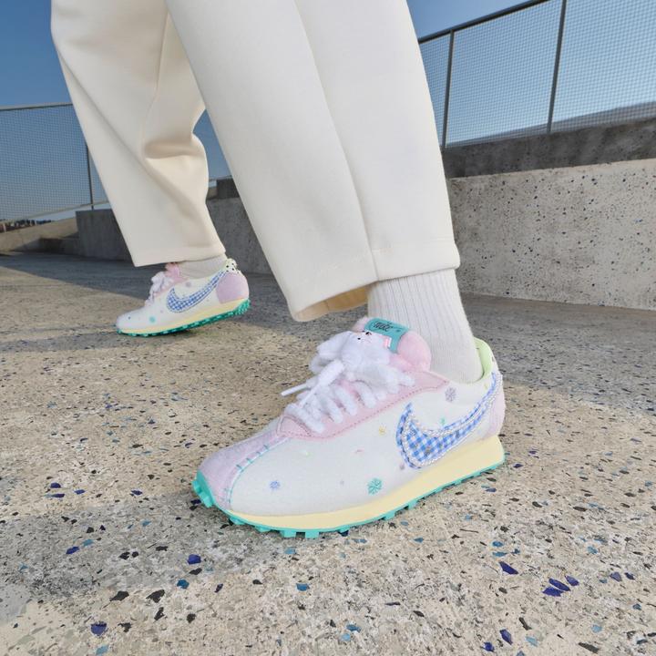 耐克女子低帮运动鞋冬季复古跑鞋风翻毛皮Nike LD-1000 IM6692