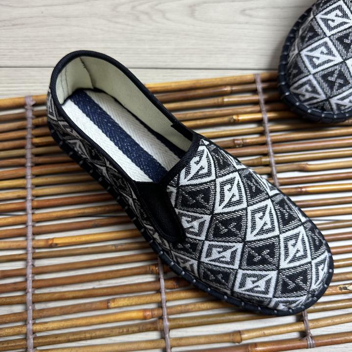 新款老北京布鞋男舒适花纹时尚休闲鞋低帮防滑鞋牛筋底轻便帆布鞋