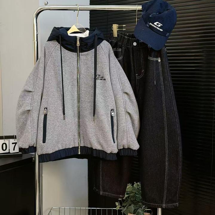 嘟妈童装 2025冬季新款青少年加厚连帽外套儿童保暖拉链衫8005