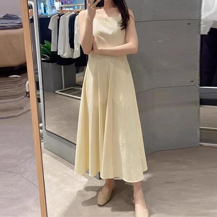 2025夏季新款气质百搭月黄色方领无袖连衣裙女1G4691101