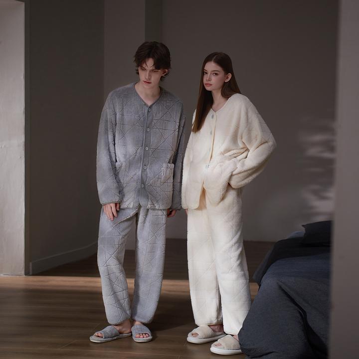 思莉太太【恋人未满】情侣睡衣2025新款一男一女秋冬加厚加绒居家服