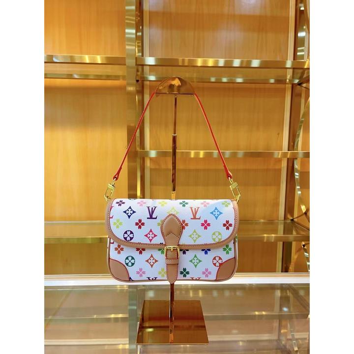 香港品牌2025新款小众超火白三彩法棍包包轻奢流行潮流单肩斜挎包