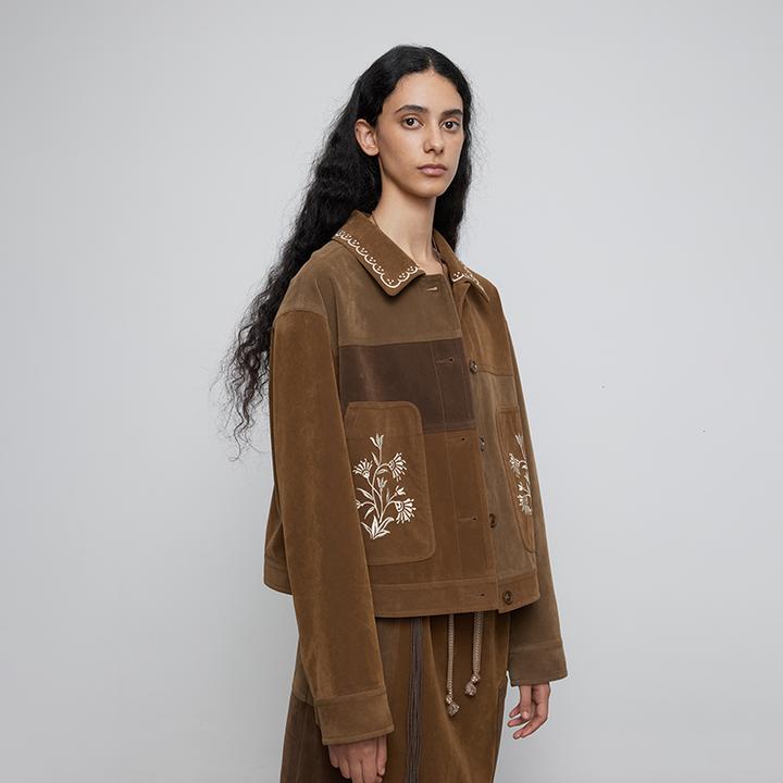 半圆女装[复古]2025秋季短箱宽松复古撞色绣花拼接夹克女Q5231842