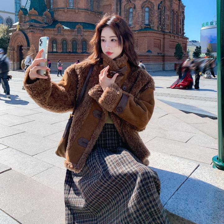 美拉德咖色两面穿麂皮绒羊羔毛外套女冬季小个子加绒加厚皮毛一体