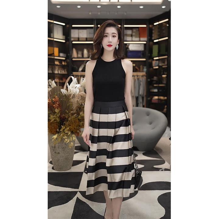 法式名媛高级感垂感半身裙女条纹撞色压褶气质显瘦遮肚字半裙