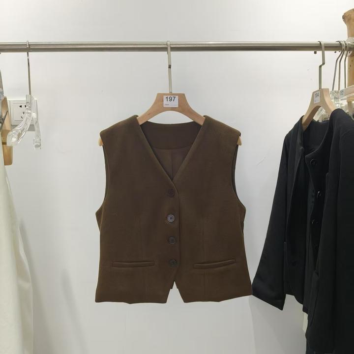 （断码捡漏）091 羊驼绒V领百搭短款单排扣毛马甲气质纯色女士简约