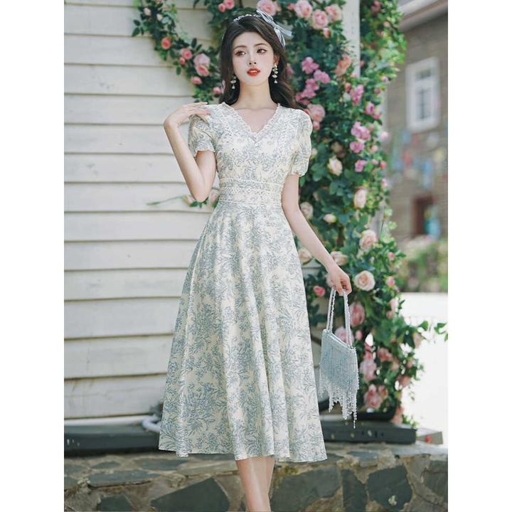 法式小仙女碎花方领碎花裙淑女气质收腰a字连衣裙高级感短袖长裙