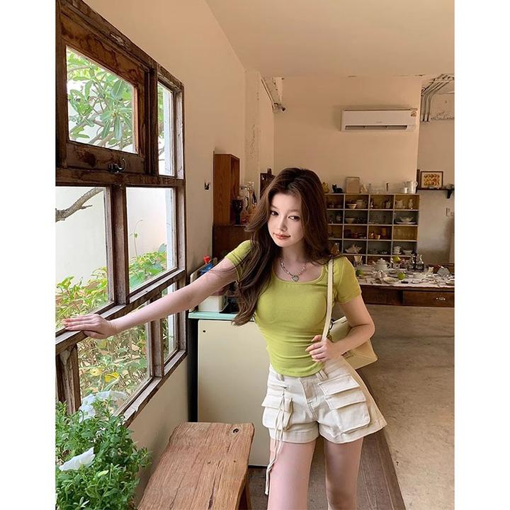 2025夏季新款简约辣妹风设计修身U领露背T恤上衣高腰口袋工装短裤