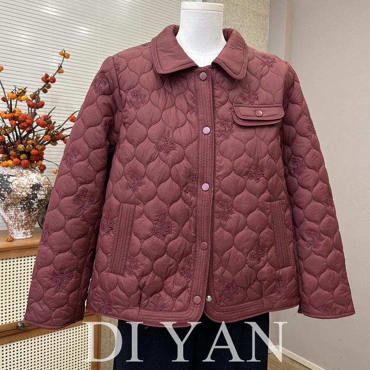 时尚休闲妈妈秋冬新款翻领绣花菱格洋气轻薄棉服外套中老年人棉袄