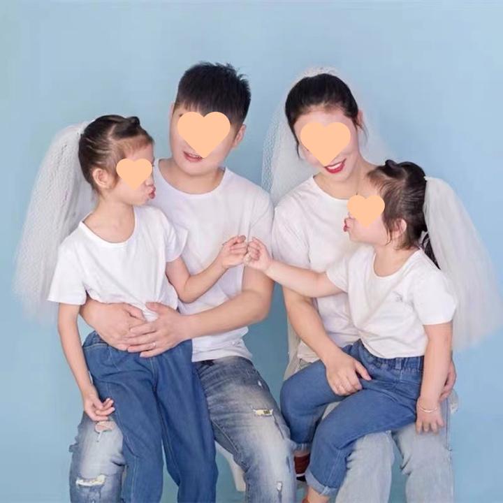 夏季纯棉网红亲子装夏装一家三四口纯白色T恤黑色短袖母子婴儿