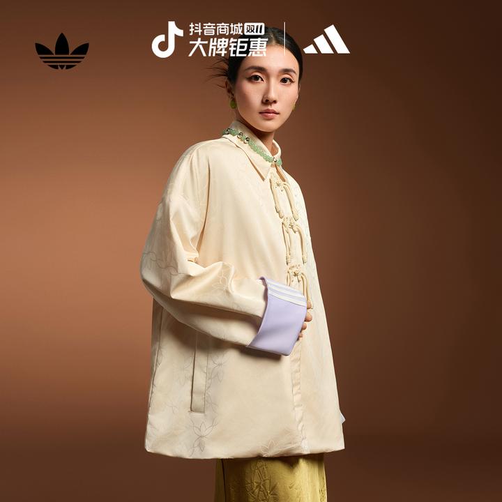 双旦礼遇阿迪达斯三叶草新中式提花休闲宽松运动外套女秋季KW1997