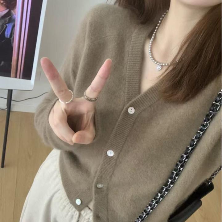 秋冬100%纯羊毛开衫女显瘦V领纯色短款外套宽松小个子上衣DJ2519