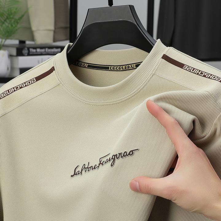 2025新款春季男士印花字母设计圆领宽松卫衣休闲中年纯色长袖打底