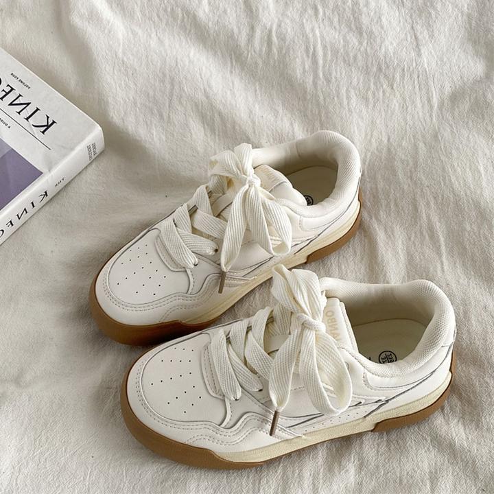 女款厚底小白鞋百搭学生休闲运动板鞋夏季