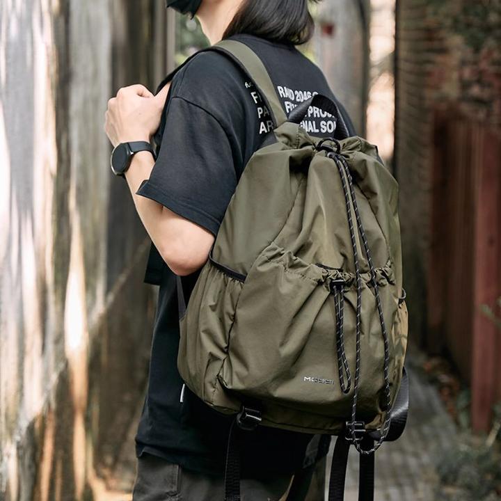 潮流男士双肩包2025新款户外背包羽毛球包网球包大容量书包初中生