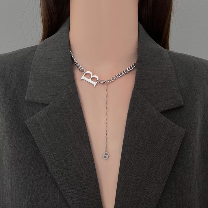 b字母项链女ins嘻哈秋冬毛衣链2025年新款轻奢小众锁骨链装饰配饰