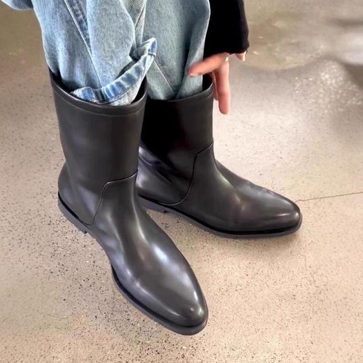尖头极简牛皮平底中筒靴正品秋冬新款套筒机车靴马丁靴百搭短靴女