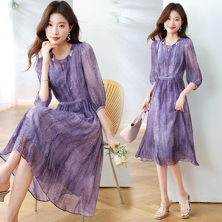 阔太太妈妈气质碎花七分袖高端连衣裙女2025春夏新款收腰显瘦裙子