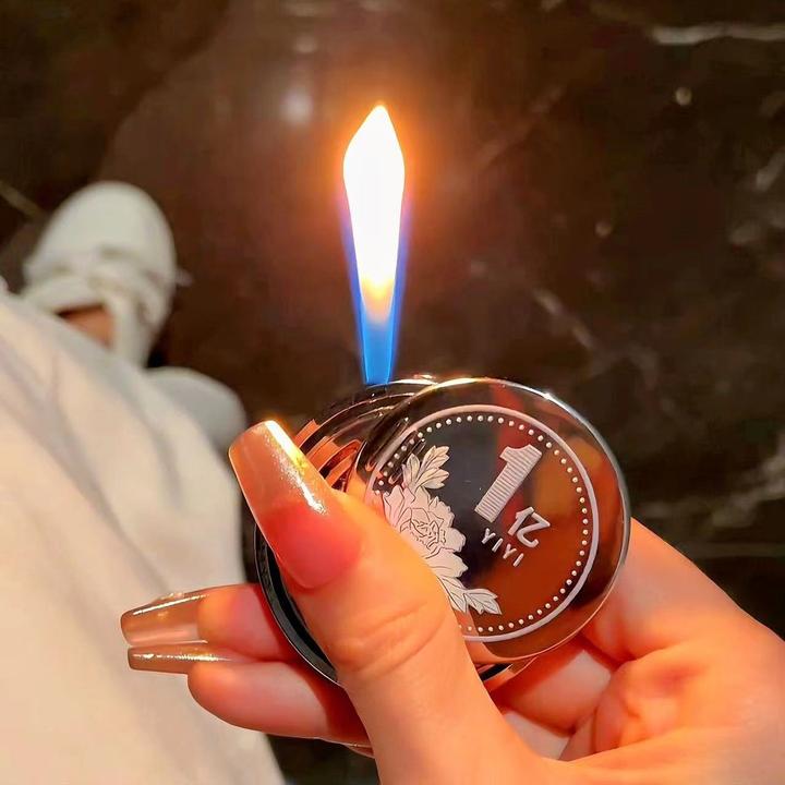 新款创意旋转明火防风充气打火机解压点火器长便携火机个性硬币