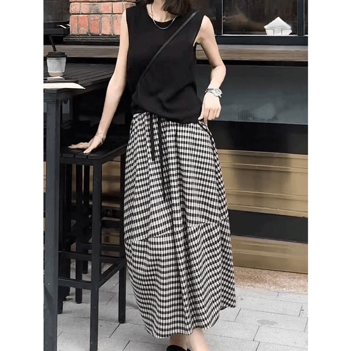 2024年夏季新款黑色背心上衣格子半身裙两件套装女流行超好看显瘦