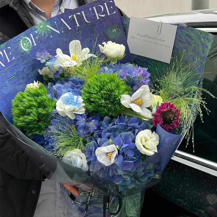 油画风小王子花束包装纸网红纸质蓝色系星空包花纸花店鲜花包装纸