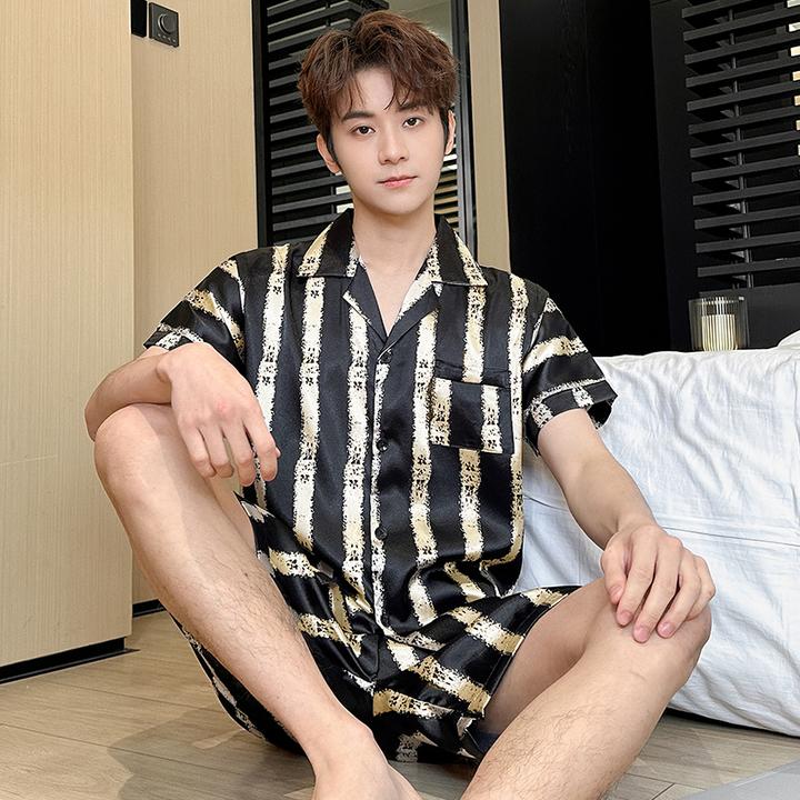 夏季新款冰丝男士睡衣网红短裤薄款大码夏天学生青少年家居服套装