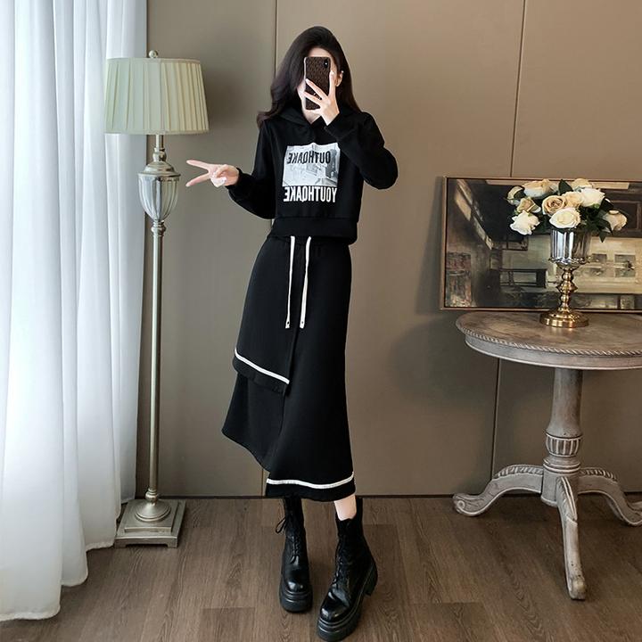 2023整套搭配卫衣套装裙黑色遮肉显瘦裙子加绒加厚两件套大码秋装