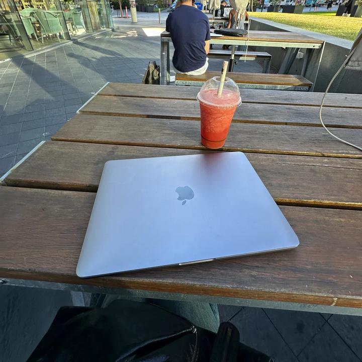 95新 Apple/苹果 MacBookAir轻薄商务剪辑办公设计wifi笔记本电脑