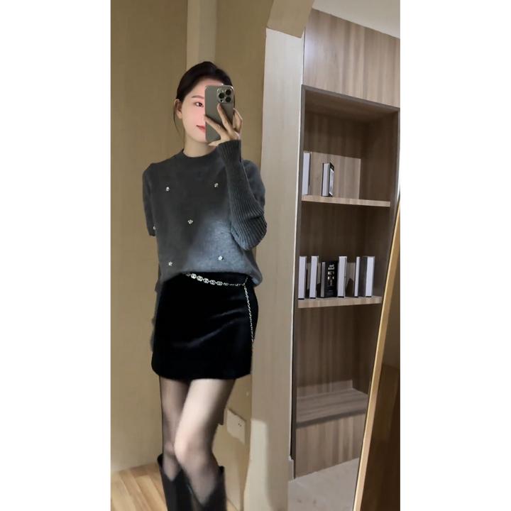 2025早春新款韩系新年氛围感红色针织毛衣配袖套搭半身裙显瘦套装