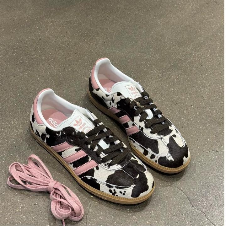 adidas/阿迪达斯三叶草中性SAMBA经典奶牛纹印花运动德训鞋KK2239