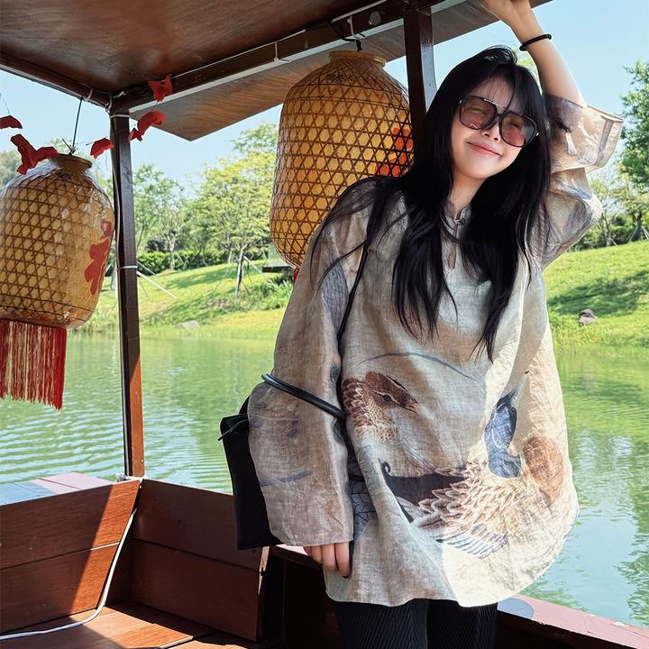 LA CALLA莲塘乳鸭图长袖圆领T恤PO-M-5585