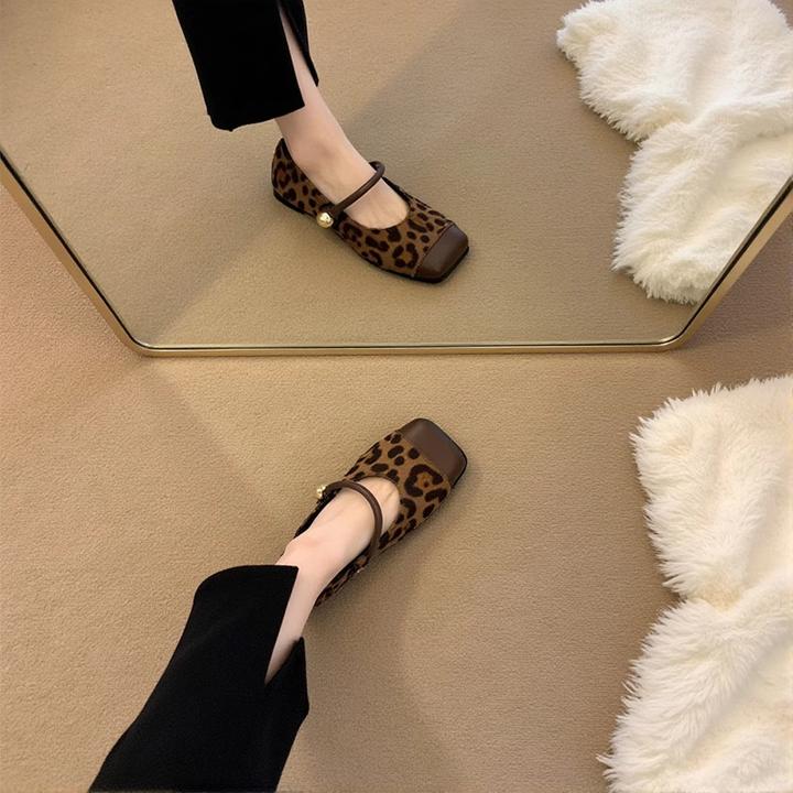 【万达撤柜】软底单鞋女2025年新款春季百搭豹纹一字带晚晚风轻便