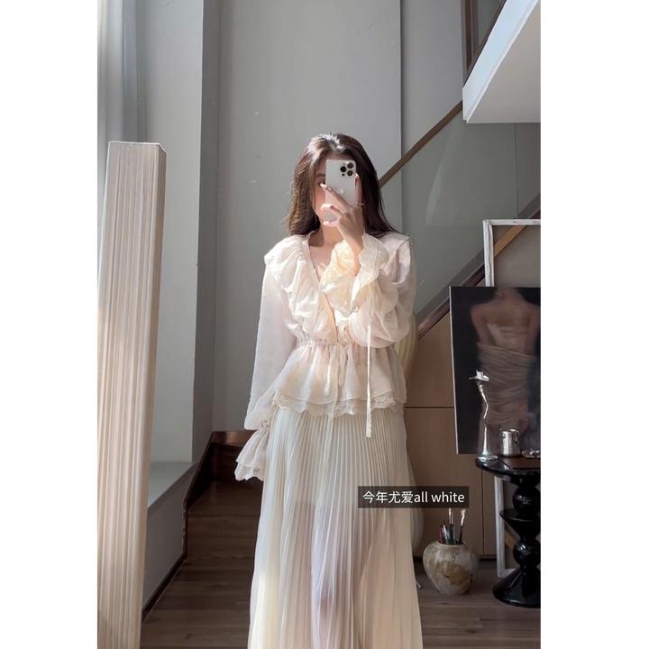 2025春季宫廷风荷叶边拼接蕾丝衬衫上衣设计感微透条纹半身裙套装