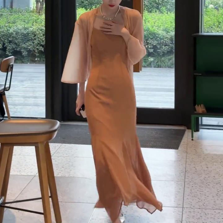 2025夏季新款时尚显瘦气质女士网红休闲洋气法式套装百搭D6303