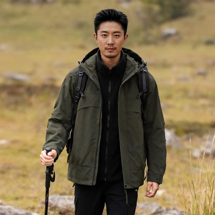 秋冬季新品时尚男装户外防风防水连帽宽松休闲冲锋夹克AFL2588