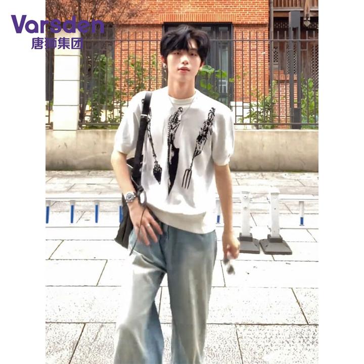 唐狮集团Varsden夏季骷髅刀具休闲百搭复古短袖上衣痞帅纯棉T恤潮