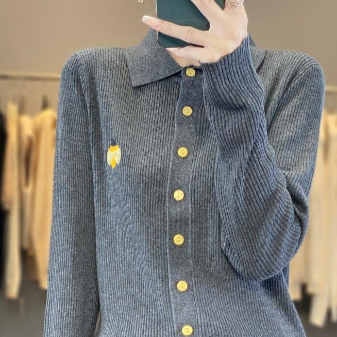 职业阿玛诗官哥家专柜2025春秋新款时尚翻领刺绣羊毛针织开衫百搭