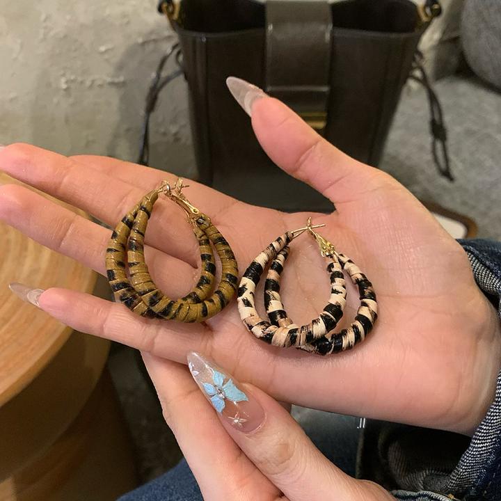 铜合金耳饰 气质夸张豹纹水滴圈圈耳环轻奢高级感耳钉秋冬耳饰女