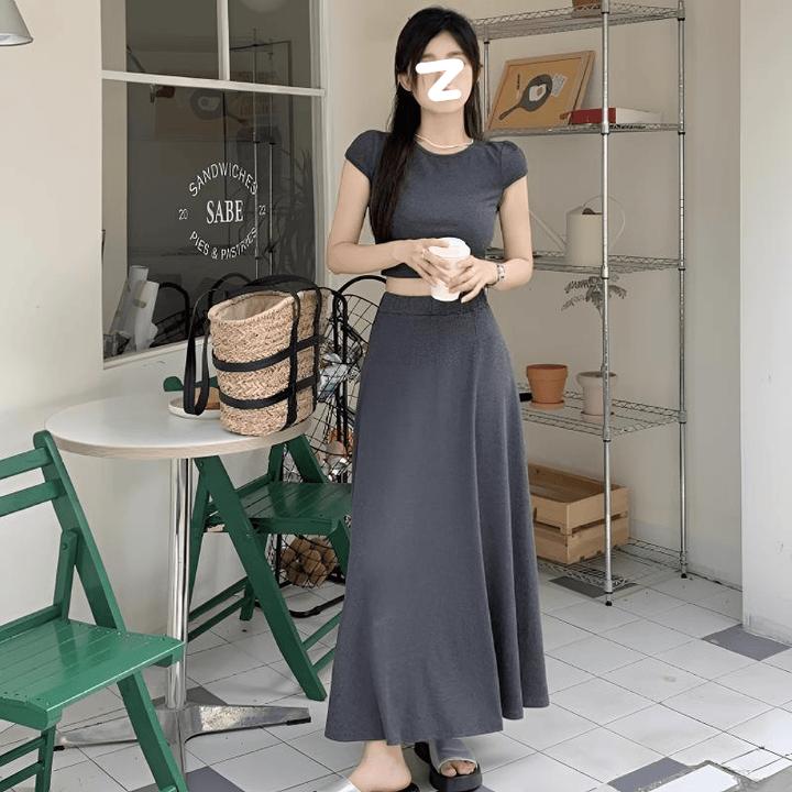 小个子套装大裙摆A字半身裙女灰色短袖T恤上衣显瘦长裙子两件套