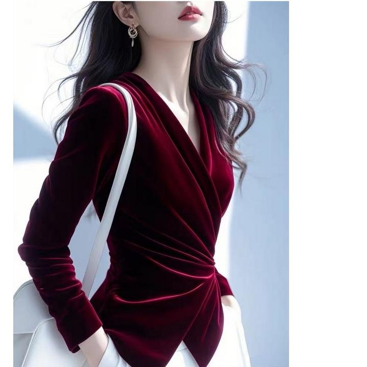 秋冬新款酒红色丝绒内搭上衣轻奢高级感法式独特绝美丝绒衬衫女