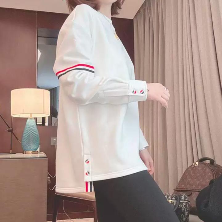 设计感拼色纽扣织带大版加绒卫衣女秋冬新款宽松休闲圆领长袖上衣