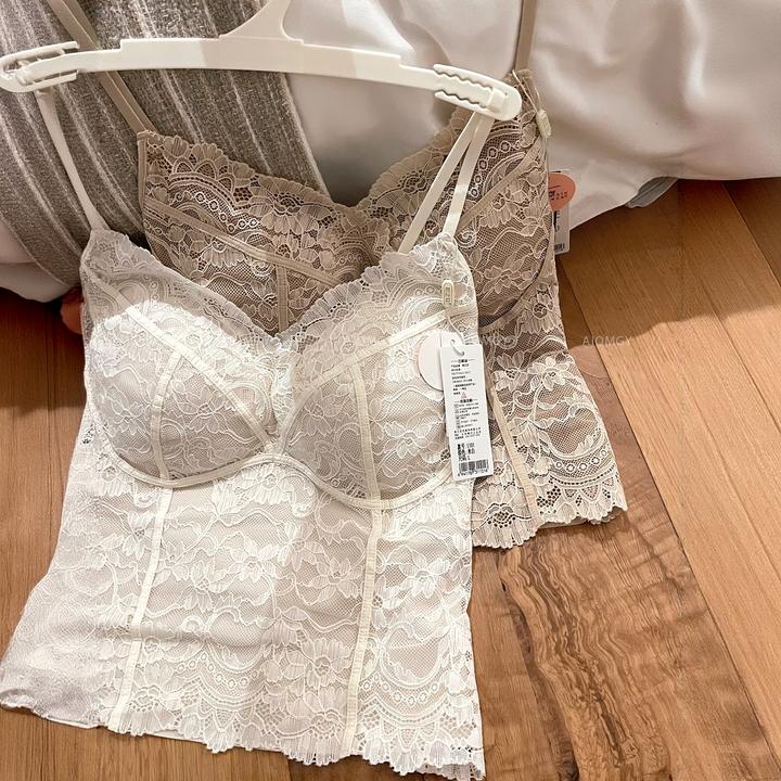 芬腾绝美蕾丝纯欲风吊带女磨毛保暖带胸垫可外穿背心修身显瘦内搭