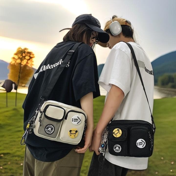 80周年肩包纪念背包同款2025新款爆款百搭背包潮流小方包小挎包