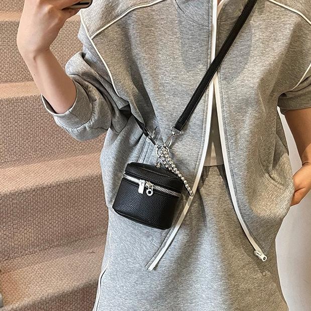 百搭小方包z小众链条单肩包时尚个性锁扣手提盒子单肩斜挎包包