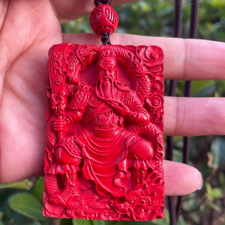 含辰砂工艺品正品高含量朱砂红砂关公吊坠本命年项链男款小众珠宝