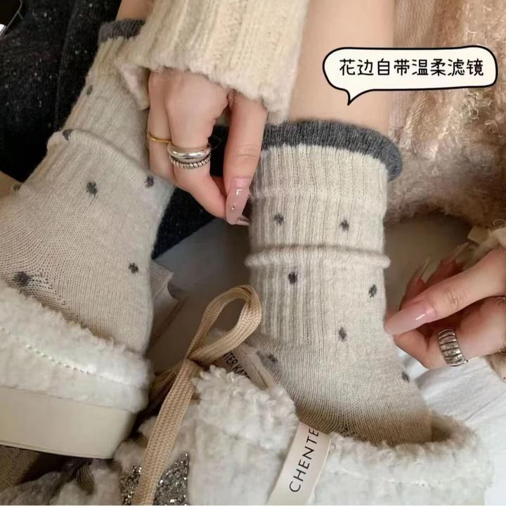 【五双装】袜子女中筒秋冬季波点温柔花边百搭长筒复古宽口百搭棉袜